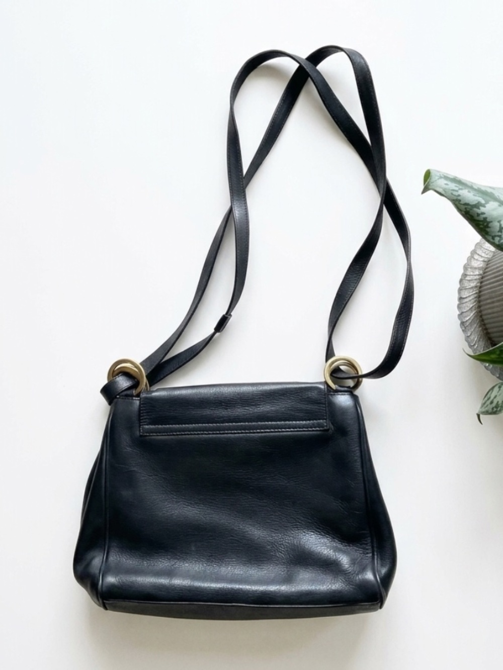 Vintage Paloma Picasso black leather bag with gold hardware 1980s - Picture 4 of 6